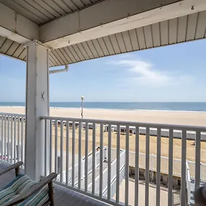 Boardwalk1009-6 Apartment