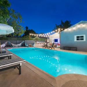 Angel&rose Universal Hollywood Heated Pool House King Bed Holiday home Los Angeles